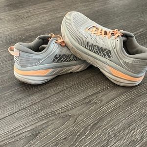 HOKA bondi 7